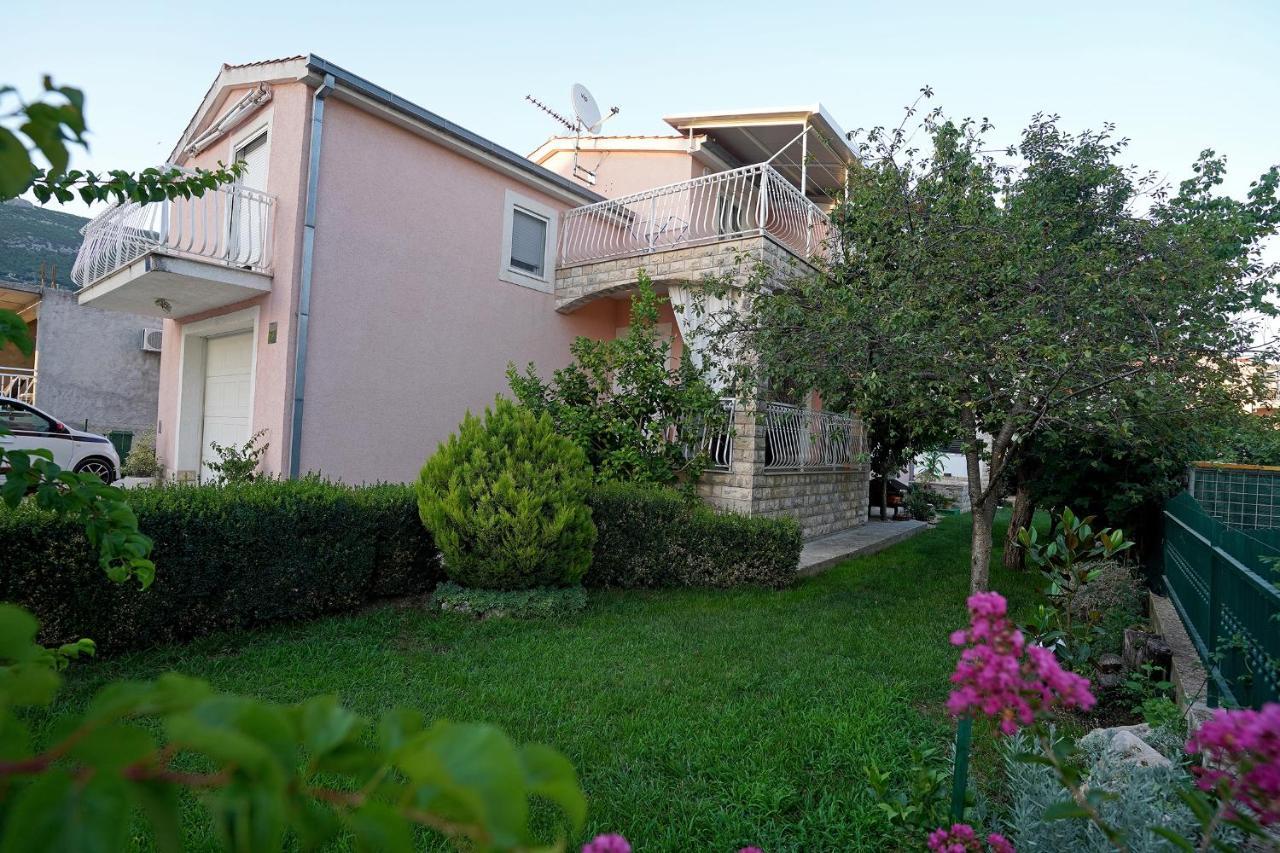 Villa Tago With Heated New Pool Kaštela 外观 照片