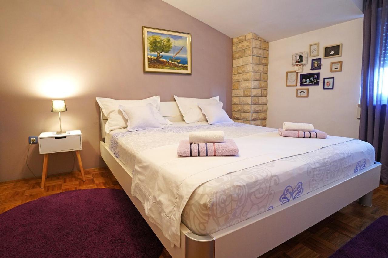 Villa Tago With Heated New Pool Kaštela 外观 照片