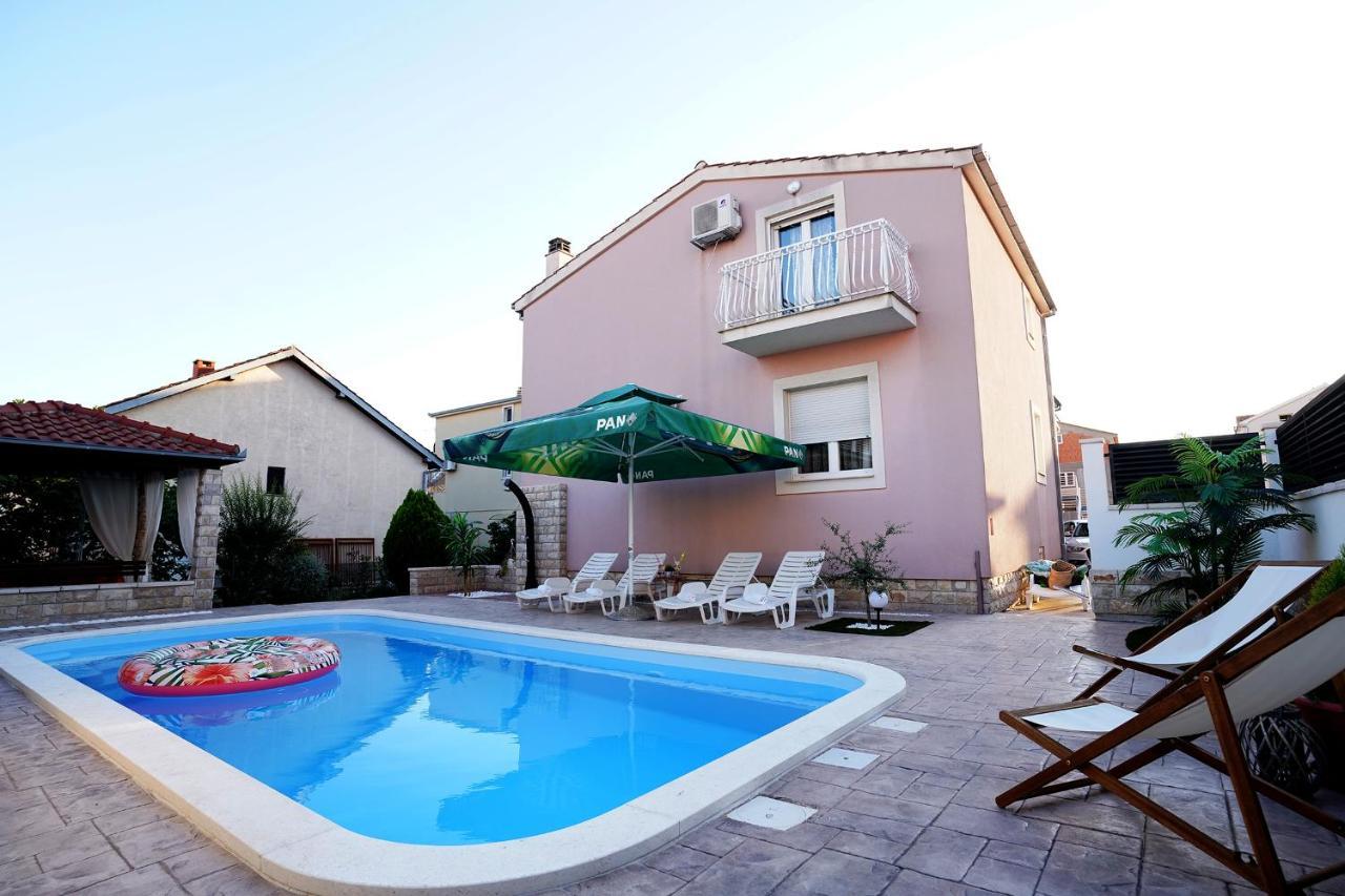 Villa Tago With Heated New Pool Kaštela 外观 照片