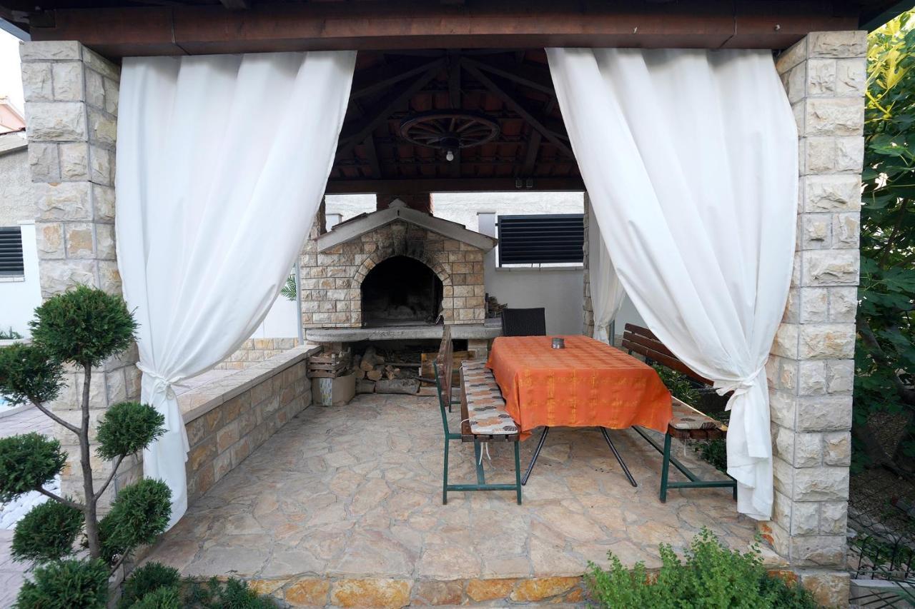 Villa Tago With Heated New Pool Kaštela 外观 照片