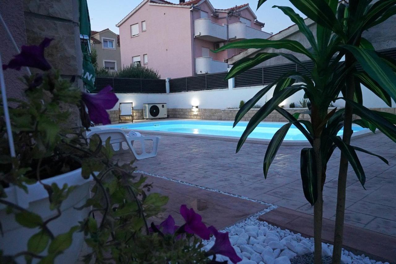 Villa Tago With Heated New Pool Kaštela 外观 照片